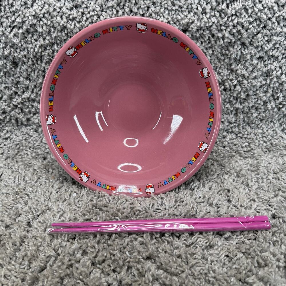 Sanrio Hello Kitty Polka Dot Wide 30 Oz Ramen Bowl with Chopsticks New